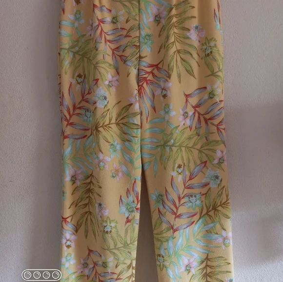 Belted Floral Flow Leg Yellow Pants - Picture 3 of 15